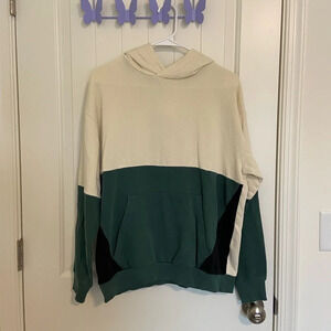 EUC | H&M‎ girl’s colorblock pullover hoodie — size 16/18